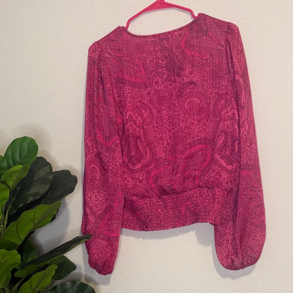 Vibrant Pink Paisley Blouse with sheer balloon sleeves Medium - Picture 7 of 7
